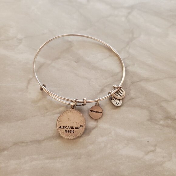 ✨ Alex and Ani Silver E Initial Expandable Charm Bracelet ✨ - Picture 2 of 3